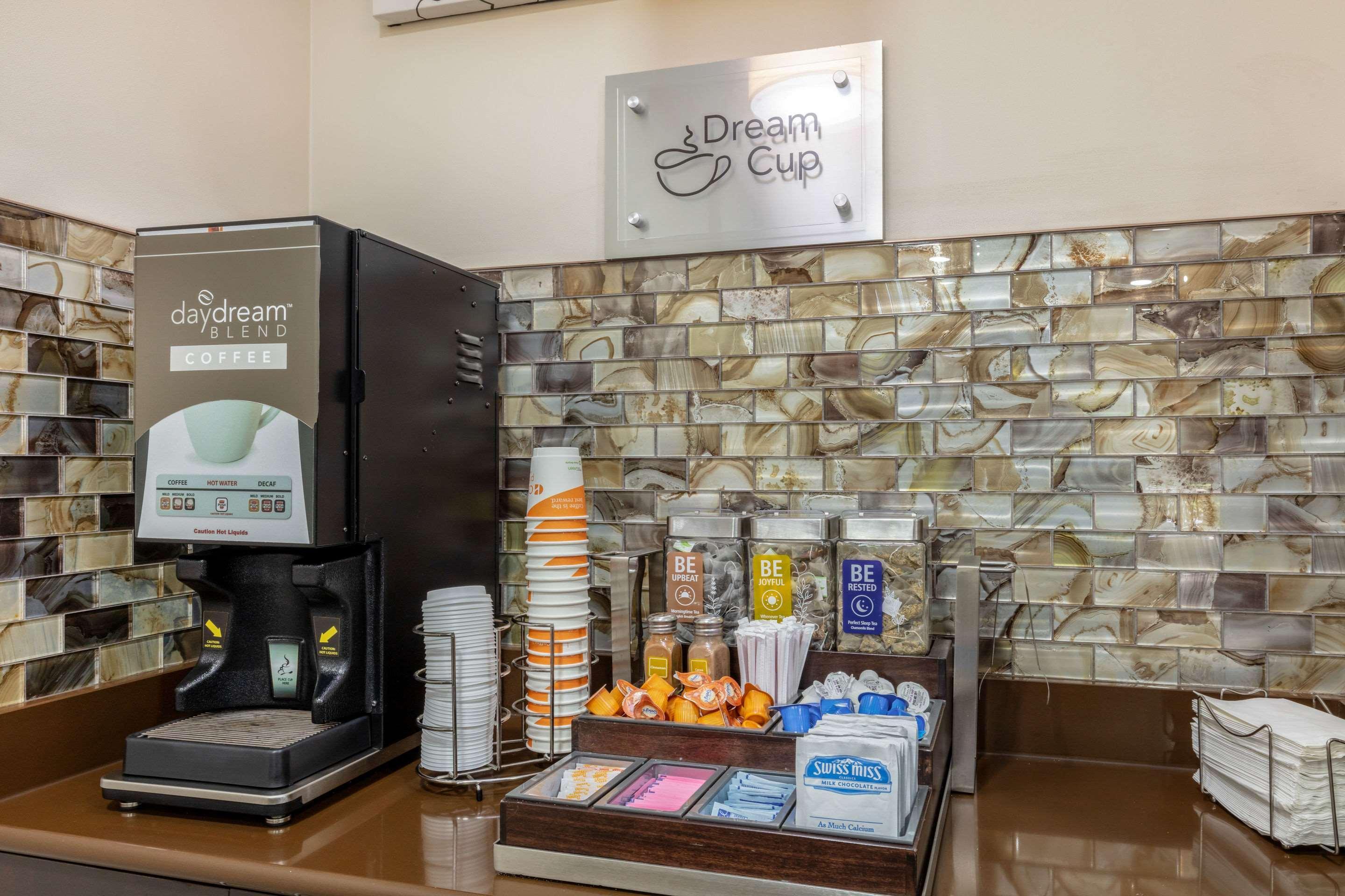 米尔布鲁克司丽普酒店 外观 照片