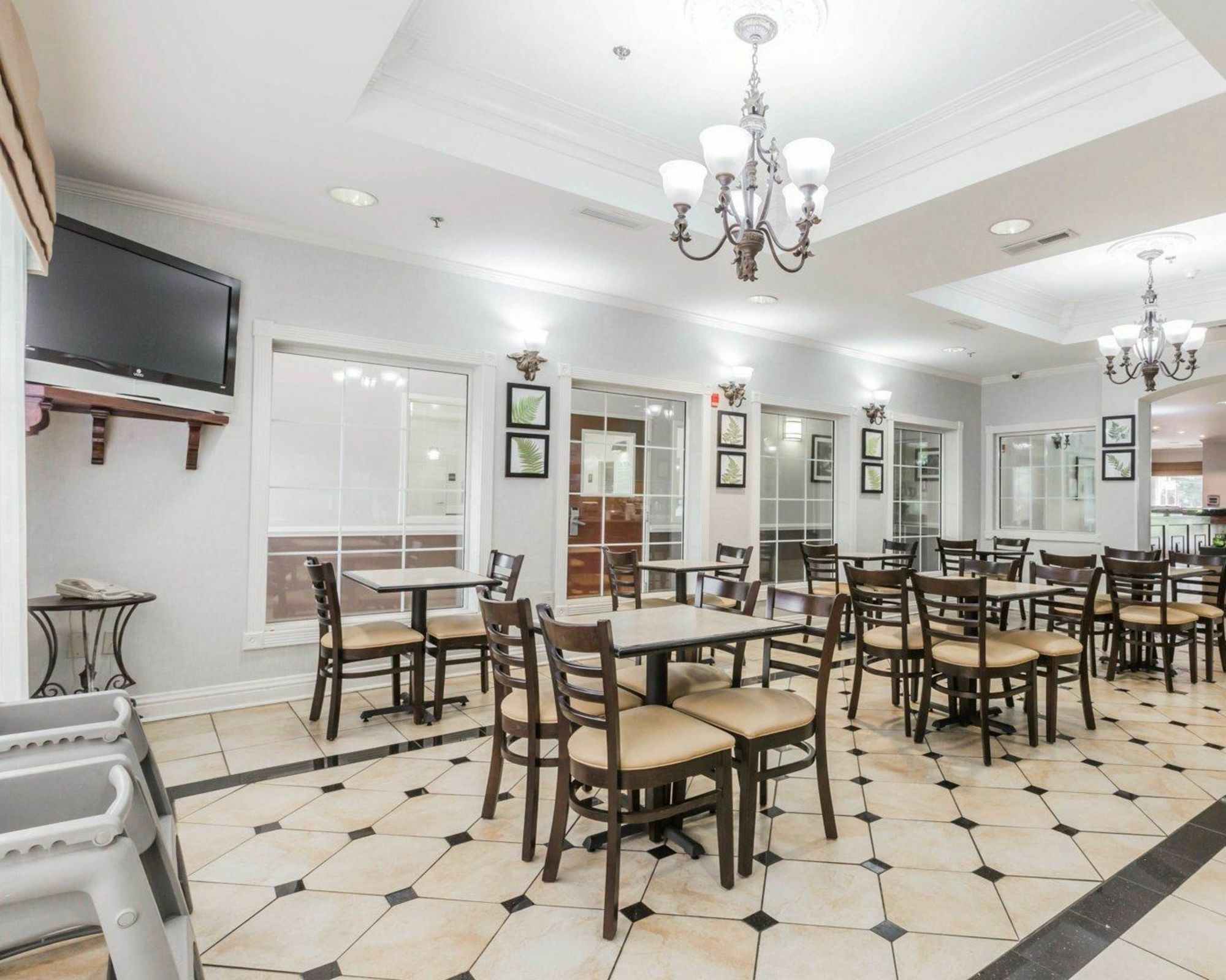 米尔布鲁克司丽普酒店 外观 照片